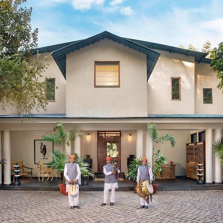 Hotel Anand Kashi By The Ganges Rishikesh - Ihcl Seleqtions Sirasu Exterior foto